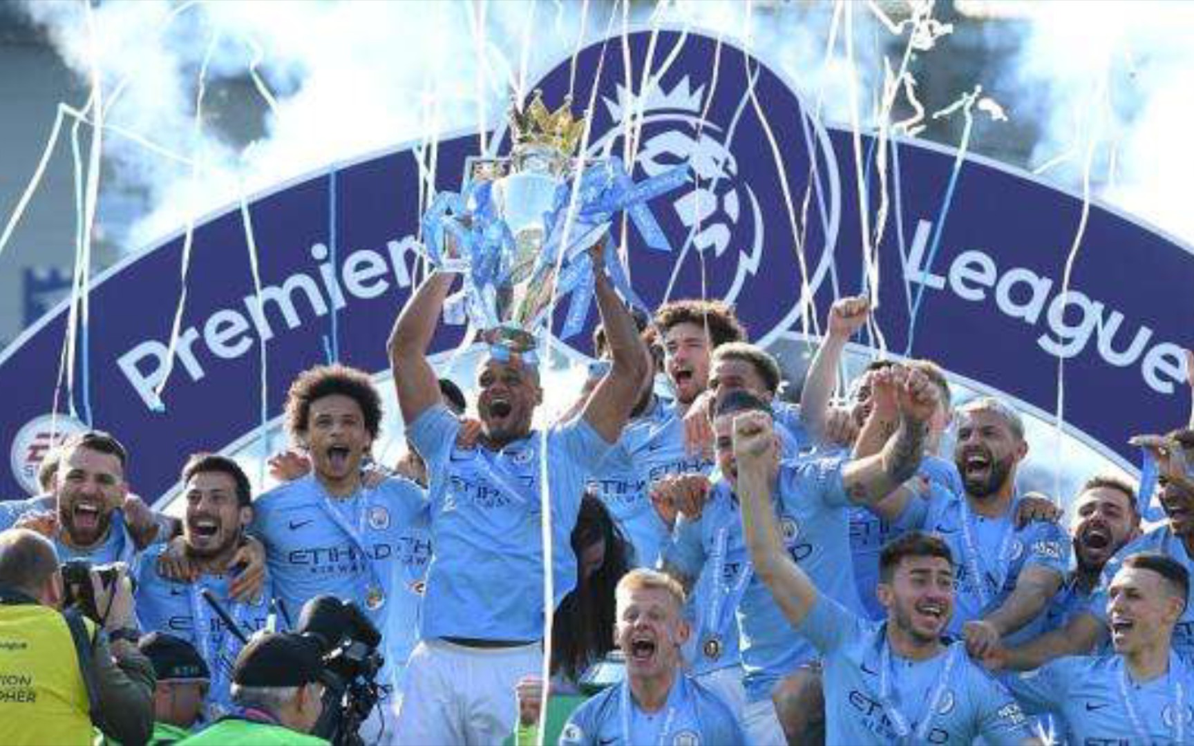 别仪式上出 别仪式上出